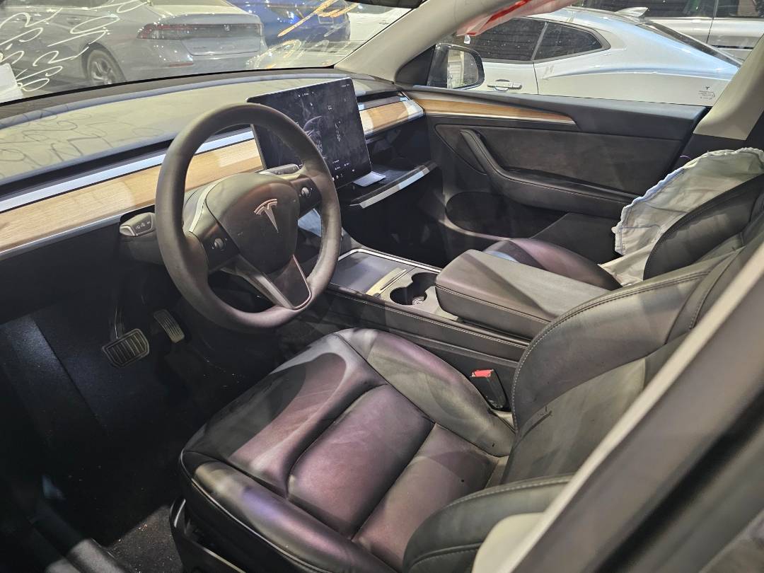 2023 TESLA MODEL Y — 155891 KM — Lot 45062815 — Souq - Marhaba Auctions Used Cars - Image 7