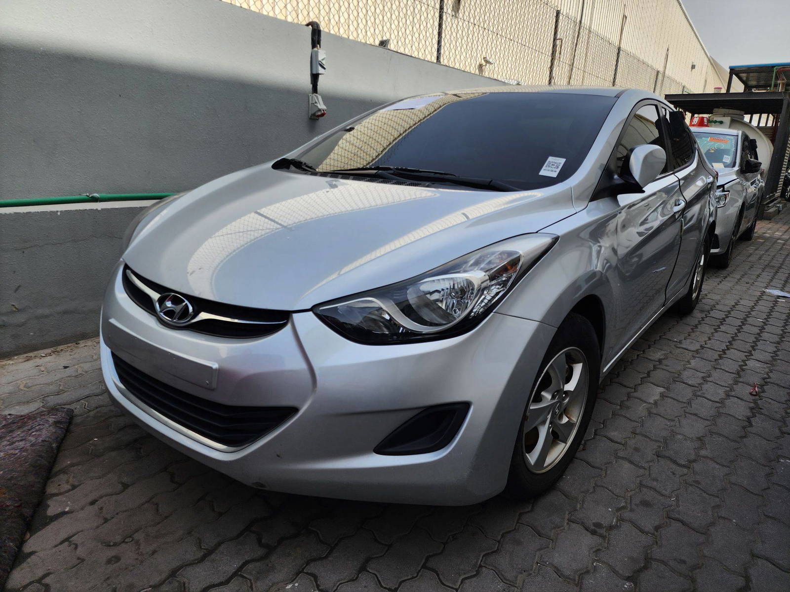 2011 HYUNDAI AVANTE — 210033 KM — Lot 077484 — Al Quoz - Marhaba Auctions Used Cars - Image 3