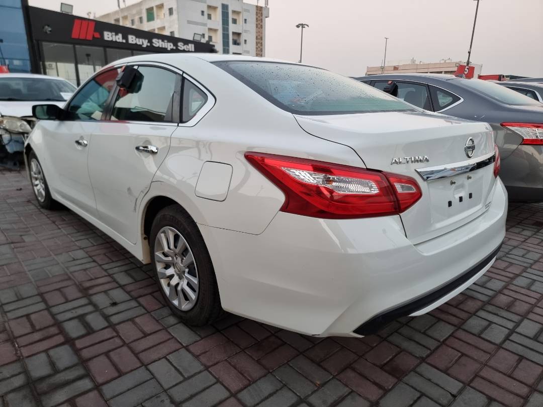 2016 NISSAN ALTIMA — 200801 Miles — Lot 305751 — Ind. 12 - Marhaba Auctions Used Cars - Image 5