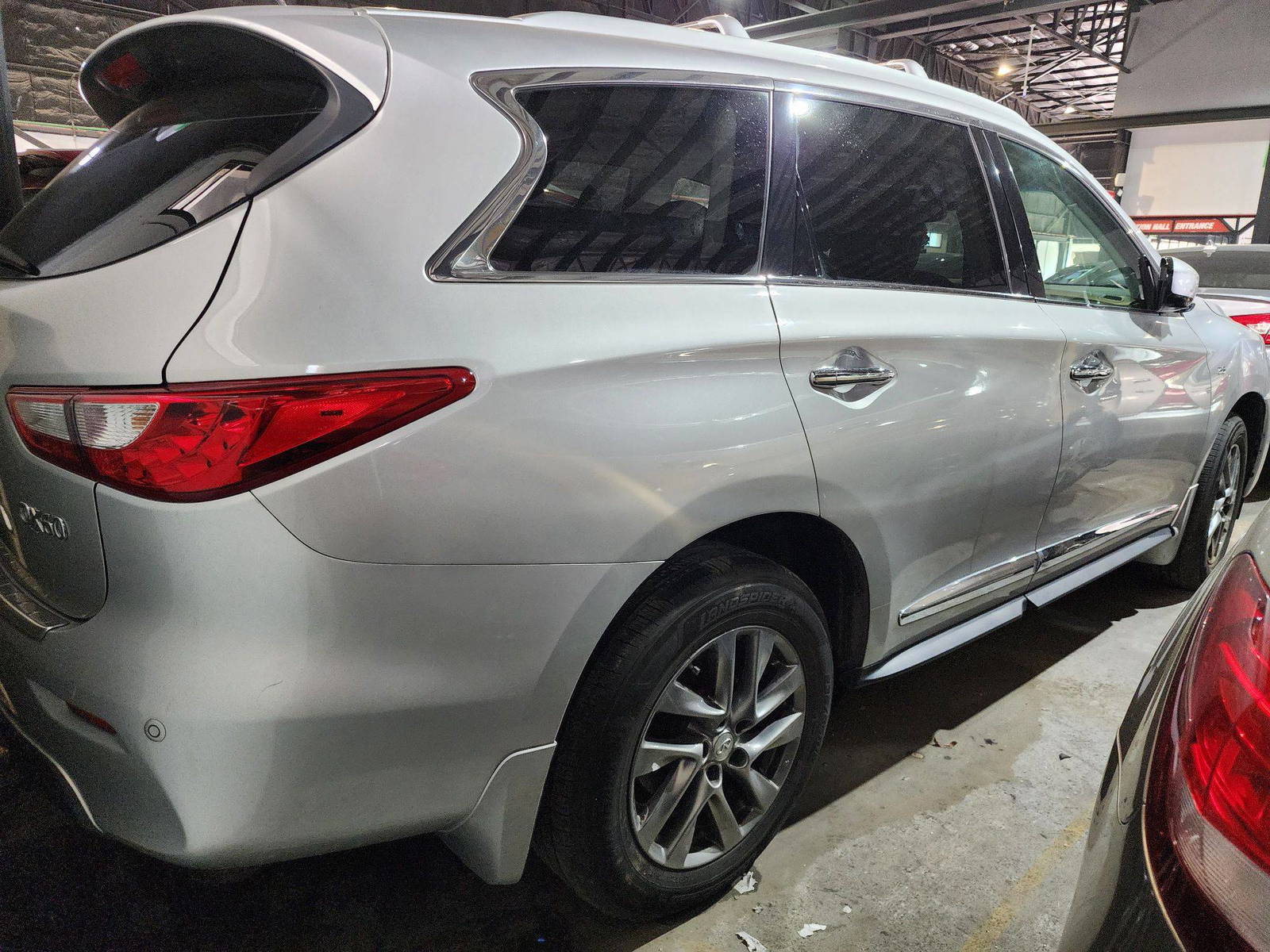 2014 INFINITI QX60 — 178017 KM — Lot 88213345 — Ind. 12 - Marhaba Auctions Used Cars - Image 3