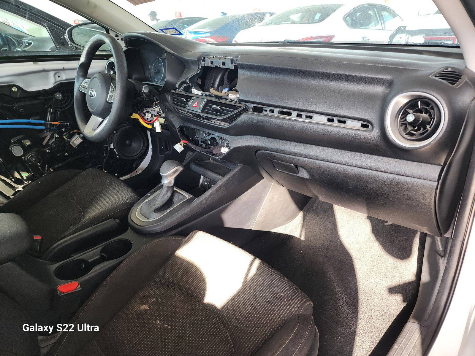 2019 KIA FORTE — 103732 Miles — Lot 37332324 — Main - Marhaba Auctions Used Cars - Image 9