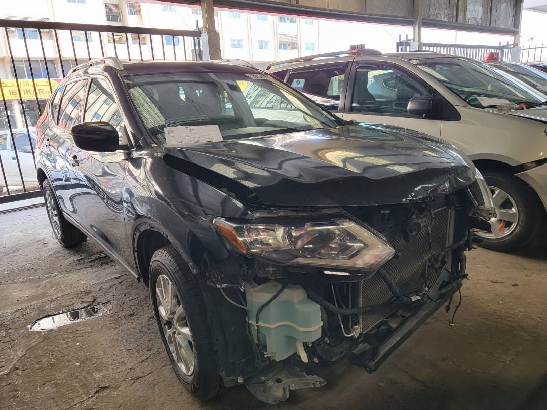 2018 NISSAN ROGUE — 128556 Miles — Lot 40469964 — Main - Marhaba Auctions Used Cars - Image 4