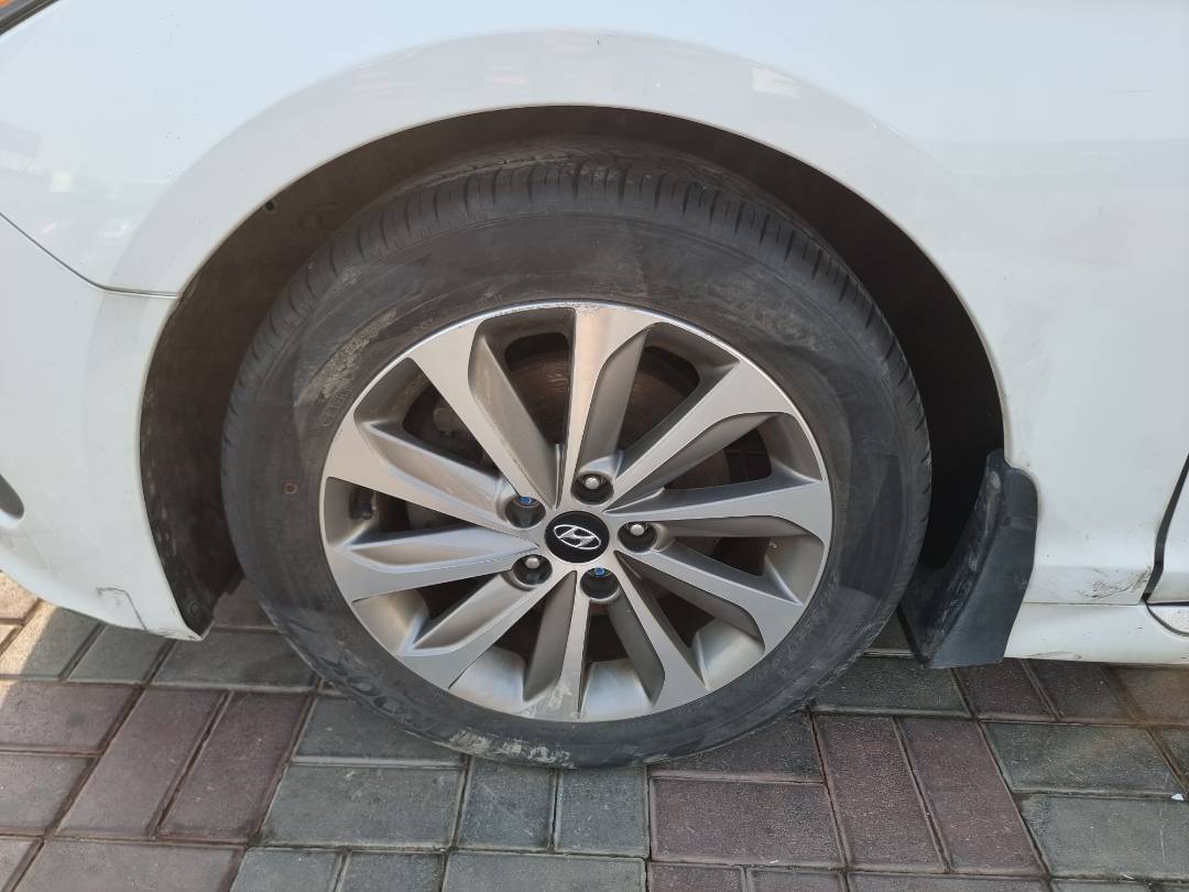 2015 HYUNDAI SONATA — 114804 Miles — Lot 125487 — Ind. 12 - Marhaba Auctions Used Cars - Image 10