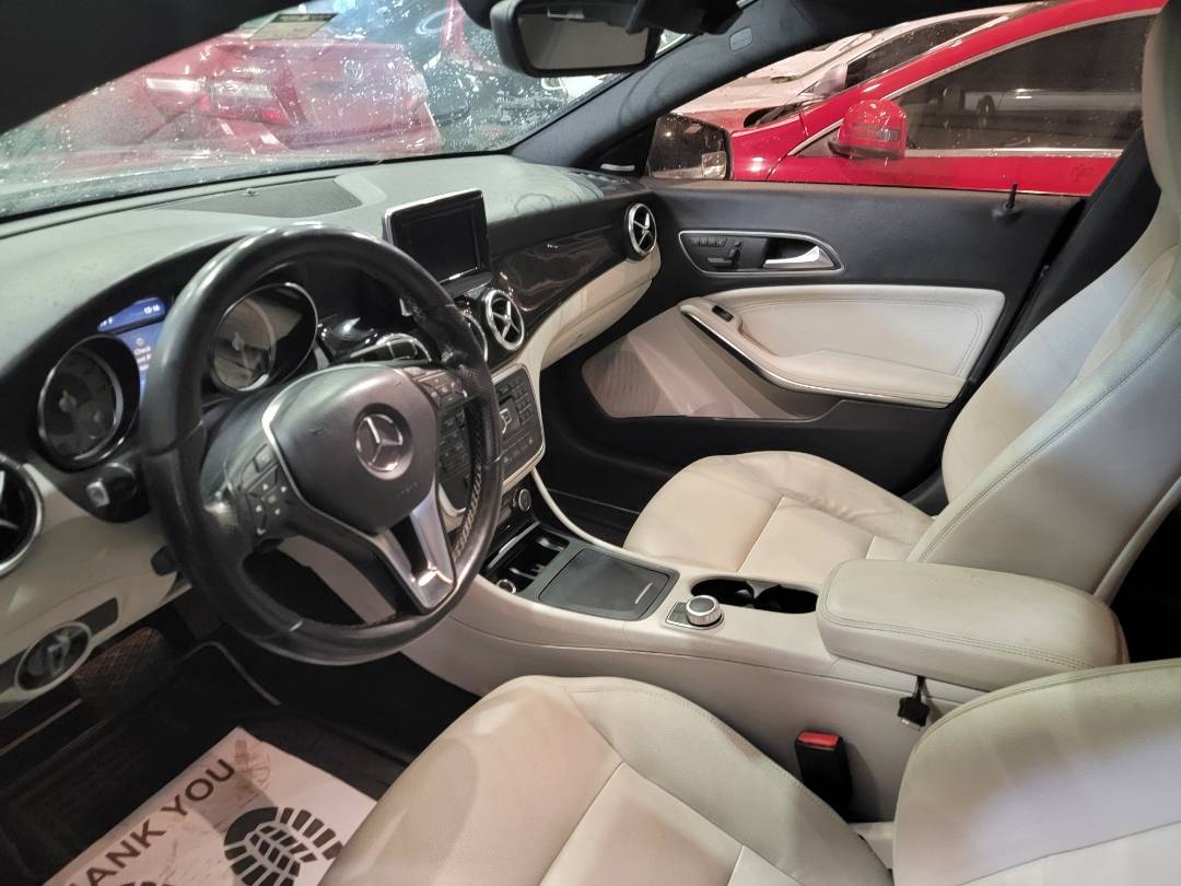 2014 MERCEDES BENZ CLA 250 — 163926 Miles — Lot N059009 — Souq - Marhaba Auctions Used Cars - Image 8