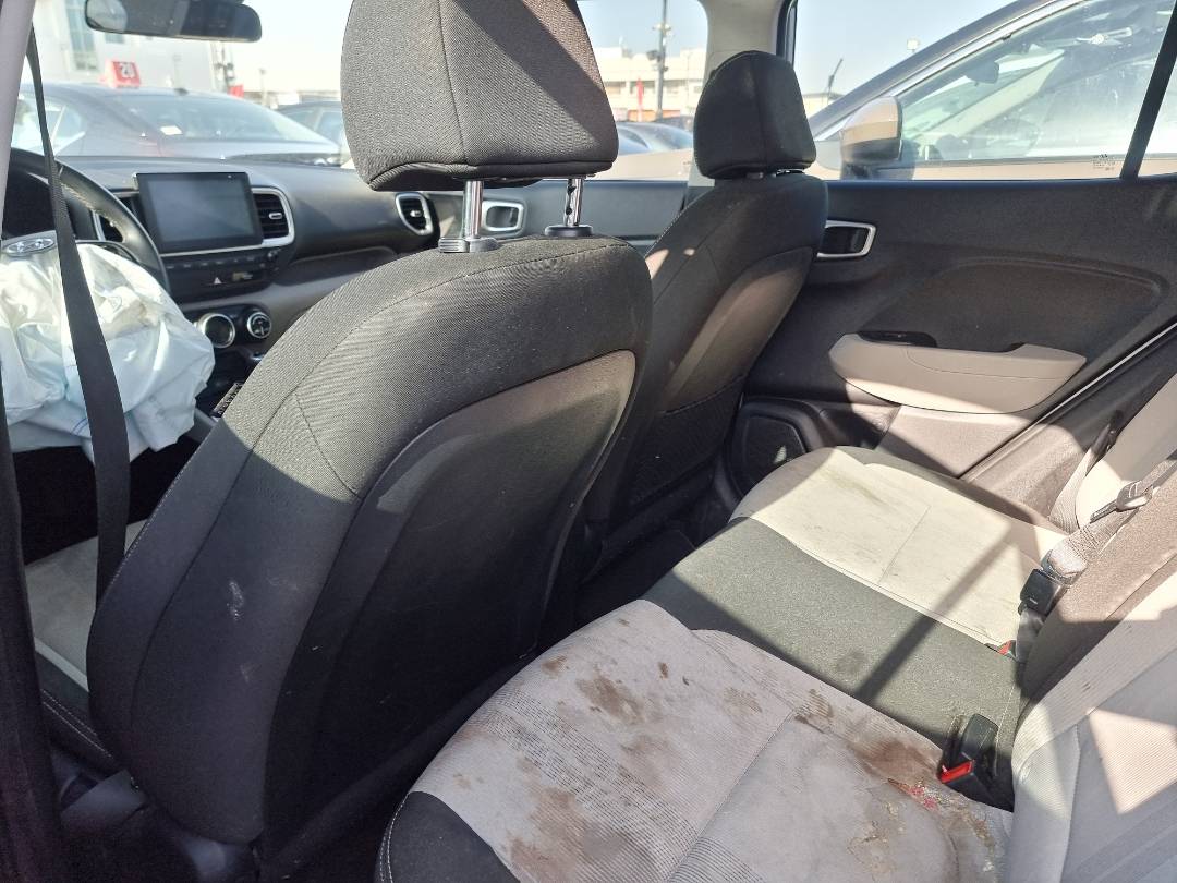 HYUNDAI VENUE SEL 2022 - Marhaba Auction Used Cars - Image 6