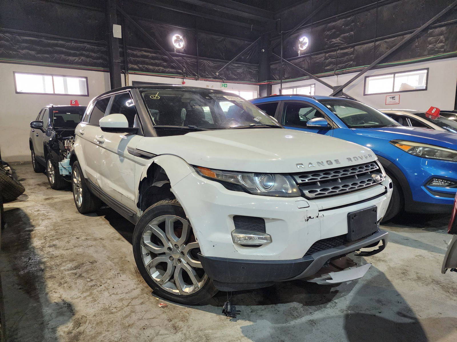 2015 LAND ROVER RANGE ROVER EVOQUE PURE PLUS — 116834 Miles — Lot 19349 — Al Quoz - Marhaba Auctions Used Cars - Image 3