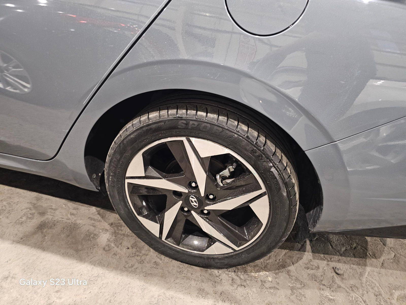 HYUNDAI ELANTRA 2023 - Marhaba Auction Used Cars - Image 7