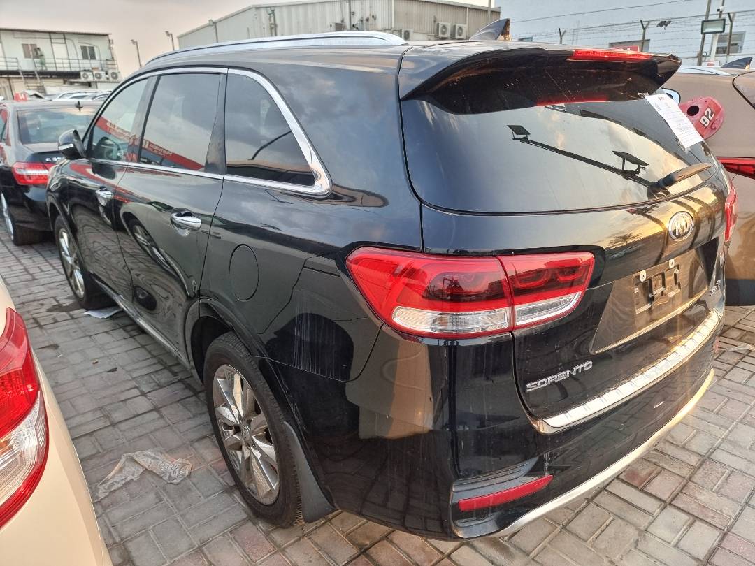 KIA SORENTO 2017 - Marhaba Auction Used Cars - Image 23