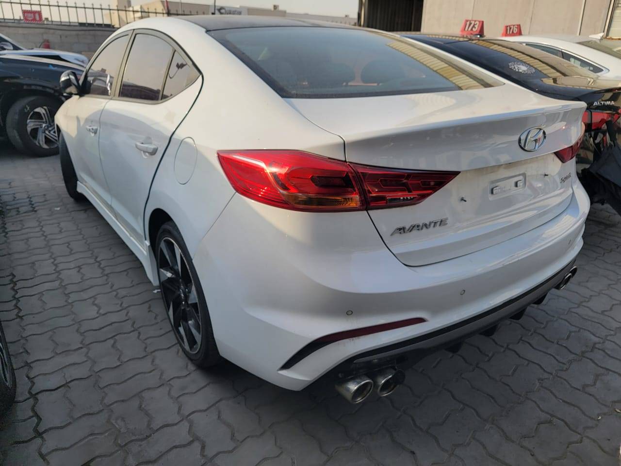 2017 HYUNDAI AVANTE — 159848 KM — Lot 293347 — Main - Marhaba Auctions Used Cars - Image 6