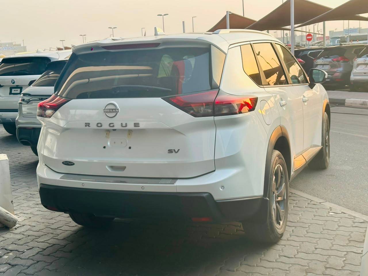 2024 NISSAN ROGUE — 30430 Miles — Lot 9RC752777 — Souq - Marhaba Auctions Used Cars - Image 8