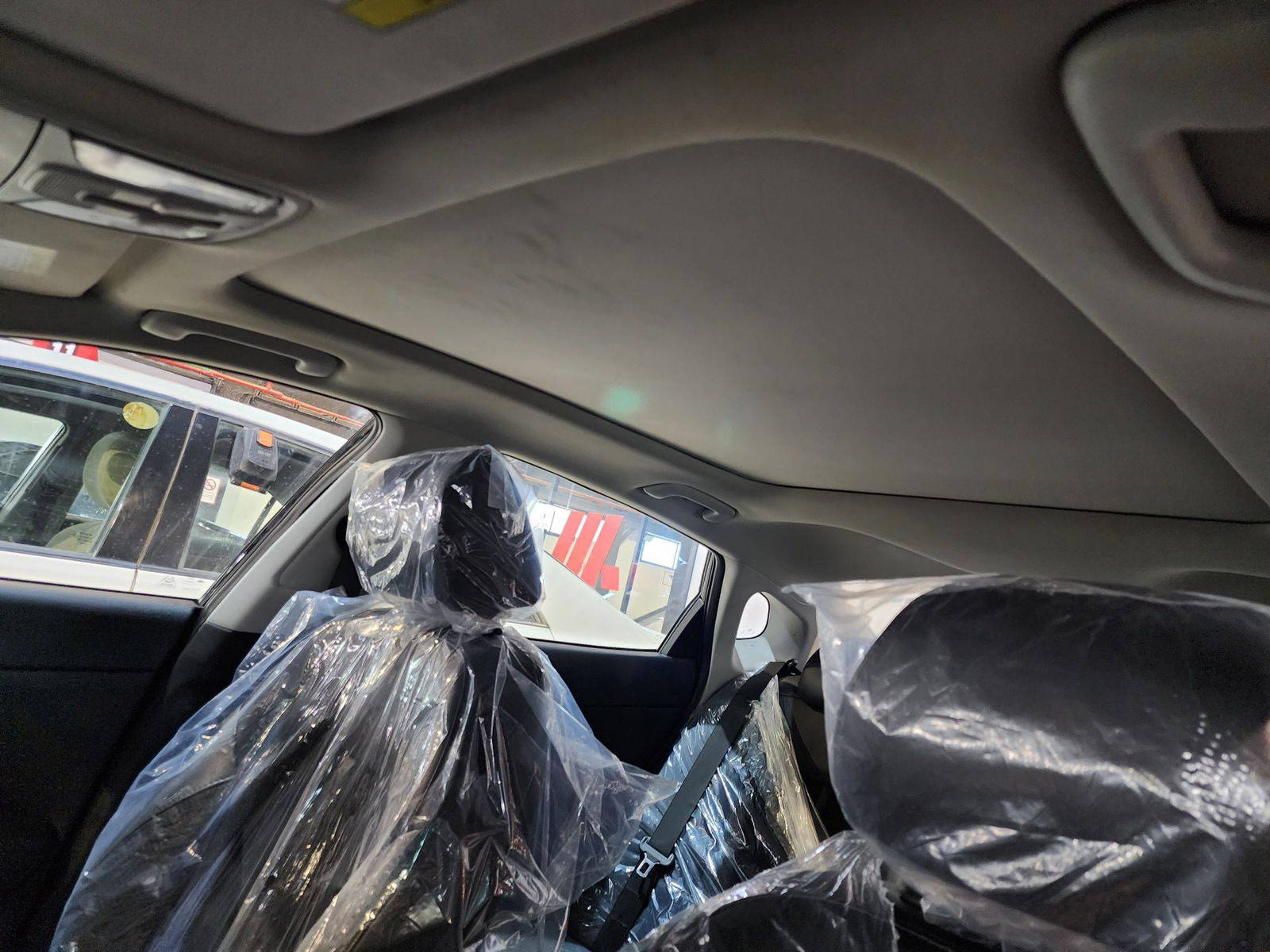 2018 KIA OPTIMA — 68815 Miles — Lot G237671 — Al Quoz - Marhaba Auctions Used Cars - Image 9