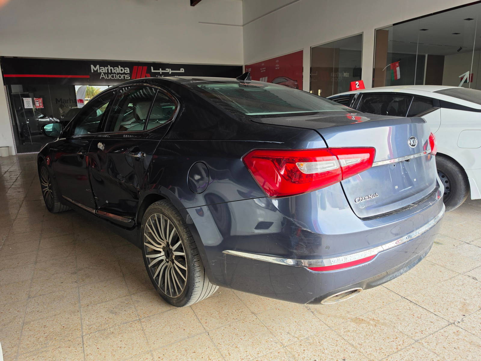 2014 KIA CADENZA — 128059 Miles — Lot 75739115 - Marhaba Auctions Used Cars - Image 4