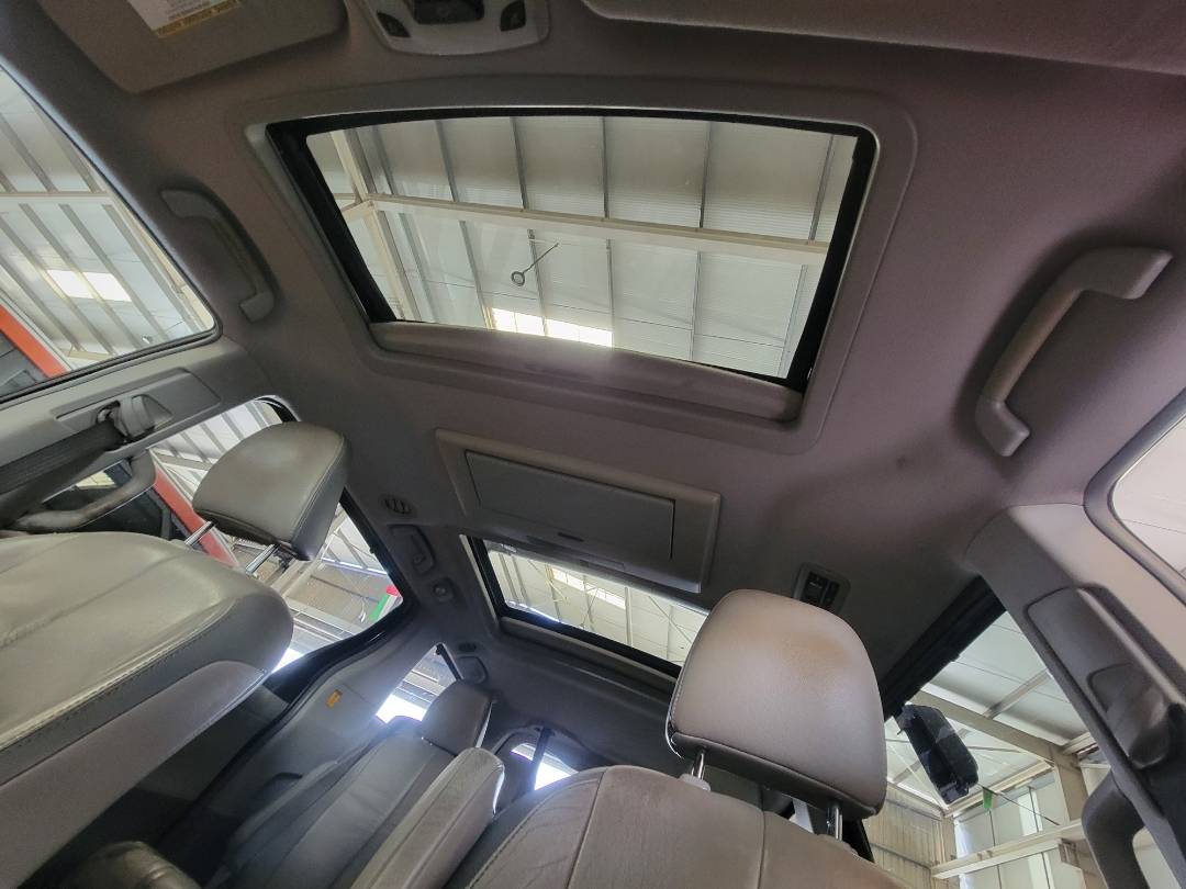 2011 TOYOTA SIENNA — 236757 Miles — Lot CXBS157201 — Main - Marhaba Auctions Used Cars - Image 10