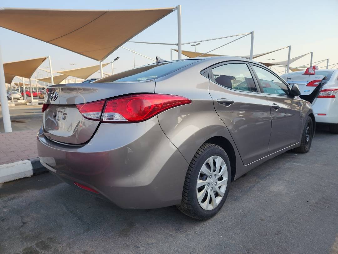 2013 HYUNDAI ELANTRA — 180331 KM — Lot 336360 — Souq - Marhaba Auctions Used Cars - Image 11