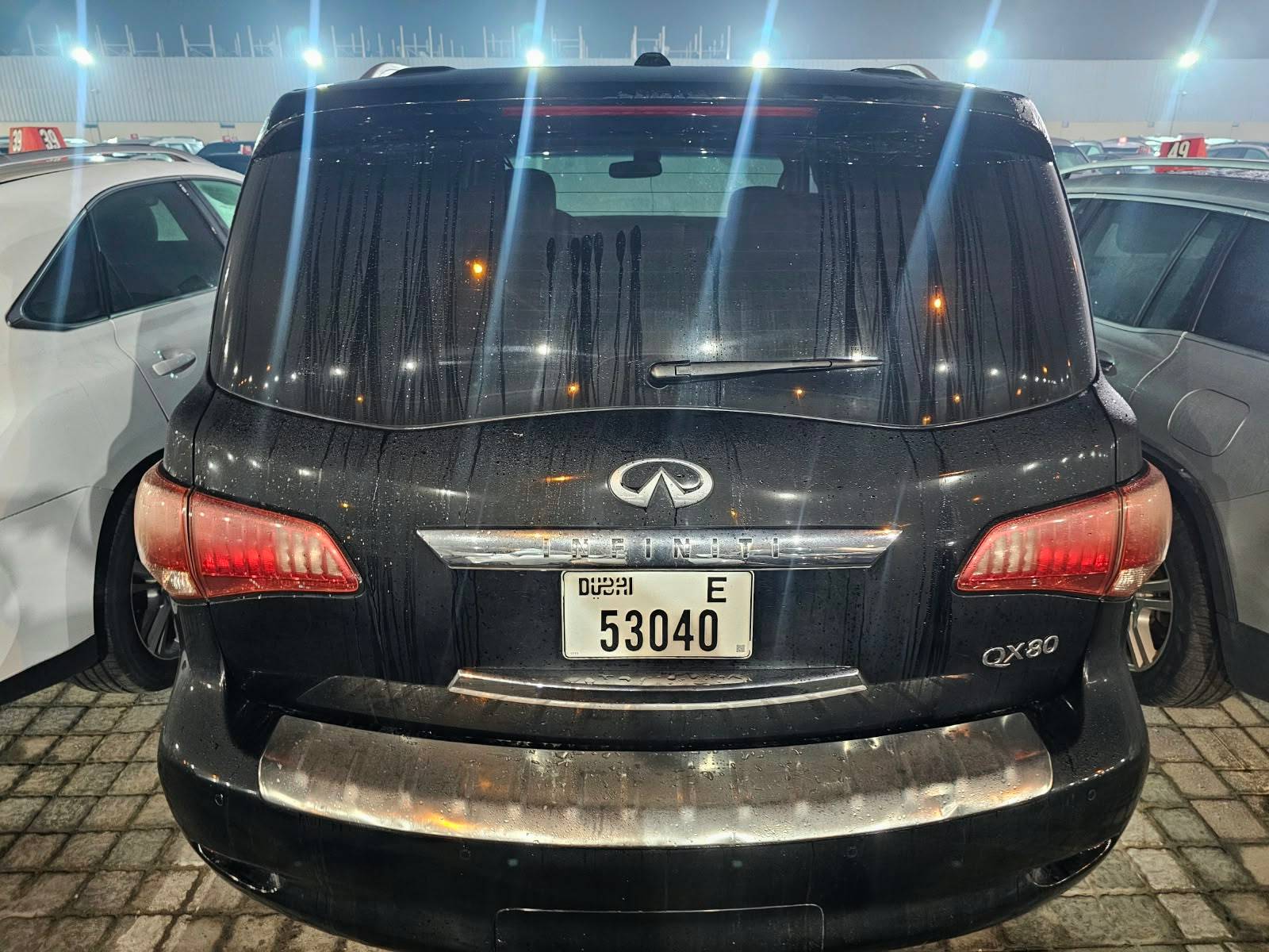2017 INFINITI QX80 — 156707 Miles — Lot AZ2NF8H9642741 - Marhaba Auctions Used Cars - Image 4