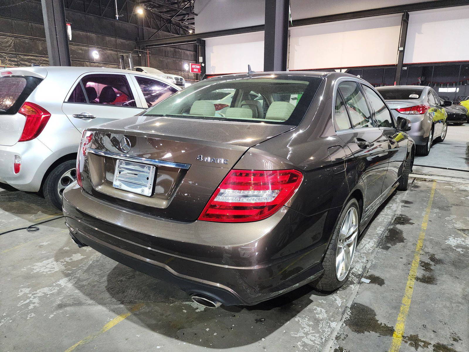 2013 MERCEDES BENZ C300 — 165903 KM — Lot 87605385 — Al Quoz - Marhaba Auctions Used Cars - Image 3