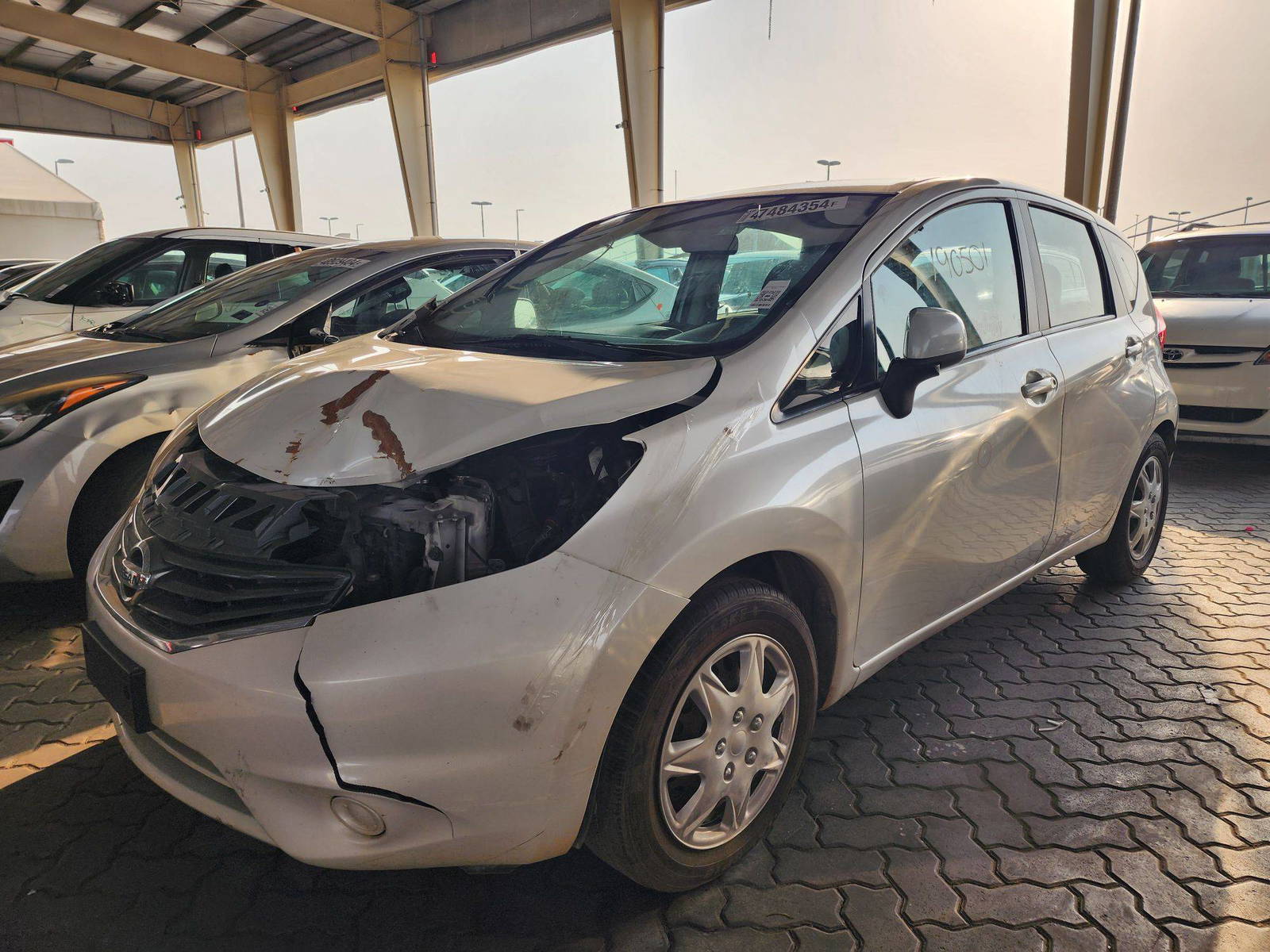 2014 NISSAN VERSA NOTE — 190501 Miles — Lot 79417 — Souq - Marhaba Auctions Used Cars - Image 5