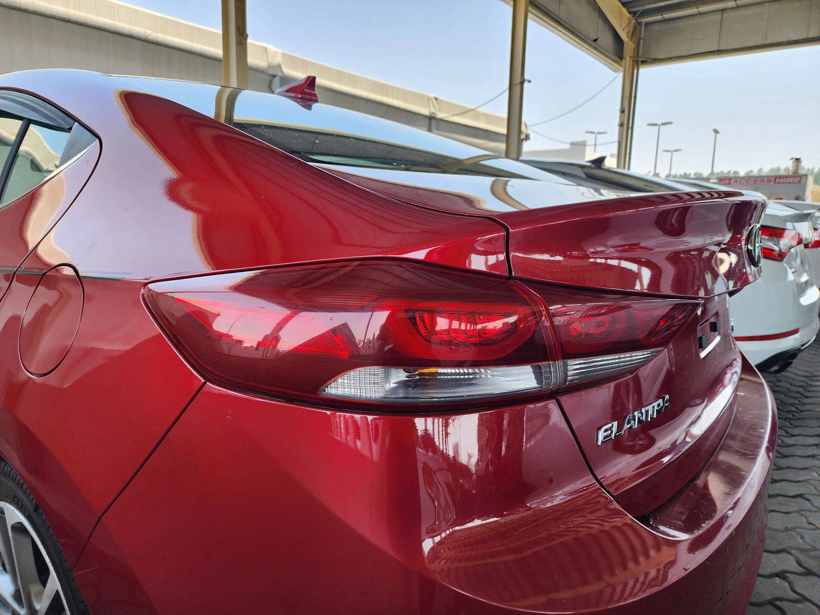 2017 HYUNDAI ELANTRA — 133600 Miles — Lot 53376174 — Souq - Marhaba Auctions Used Cars - Image 11