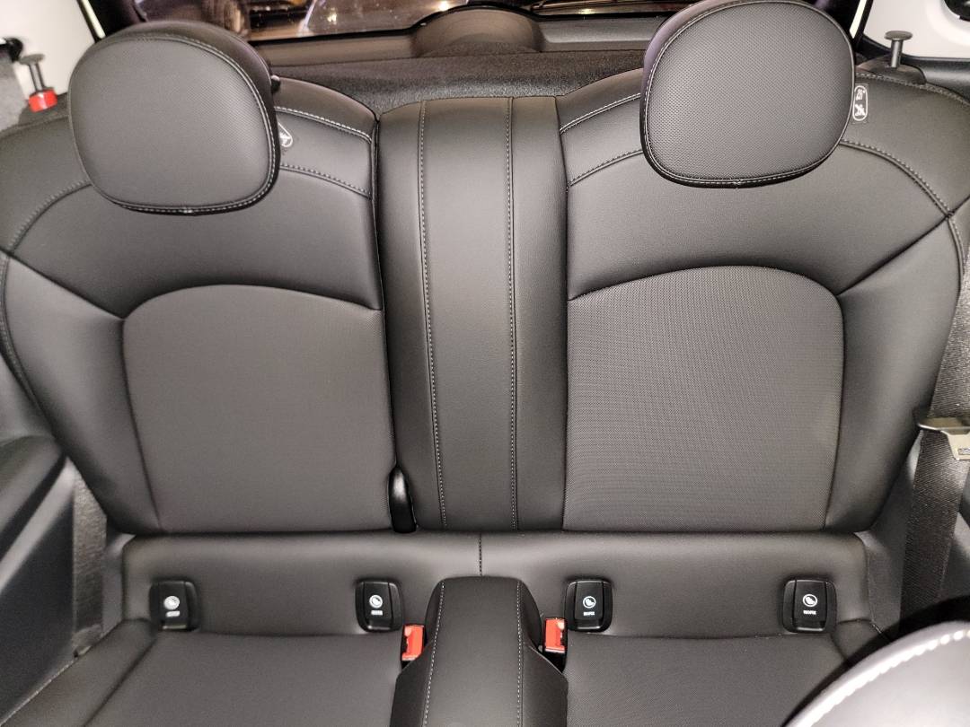 2018 MINI COOPER — 41117 KM — Lot J2H39404 — Main - Marhaba Auctions Used Cars - Image 7
