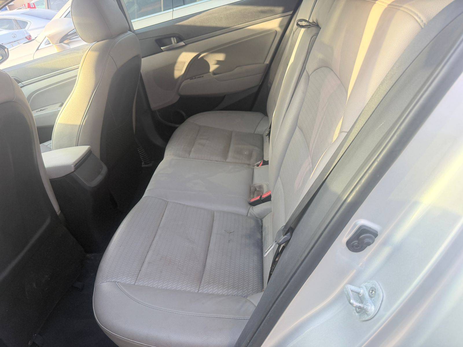 2017 HYUNDAI ELANTRA — 153537 Miles — Lot 90666805 - Marhaba Auctions Used Cars - Image 6