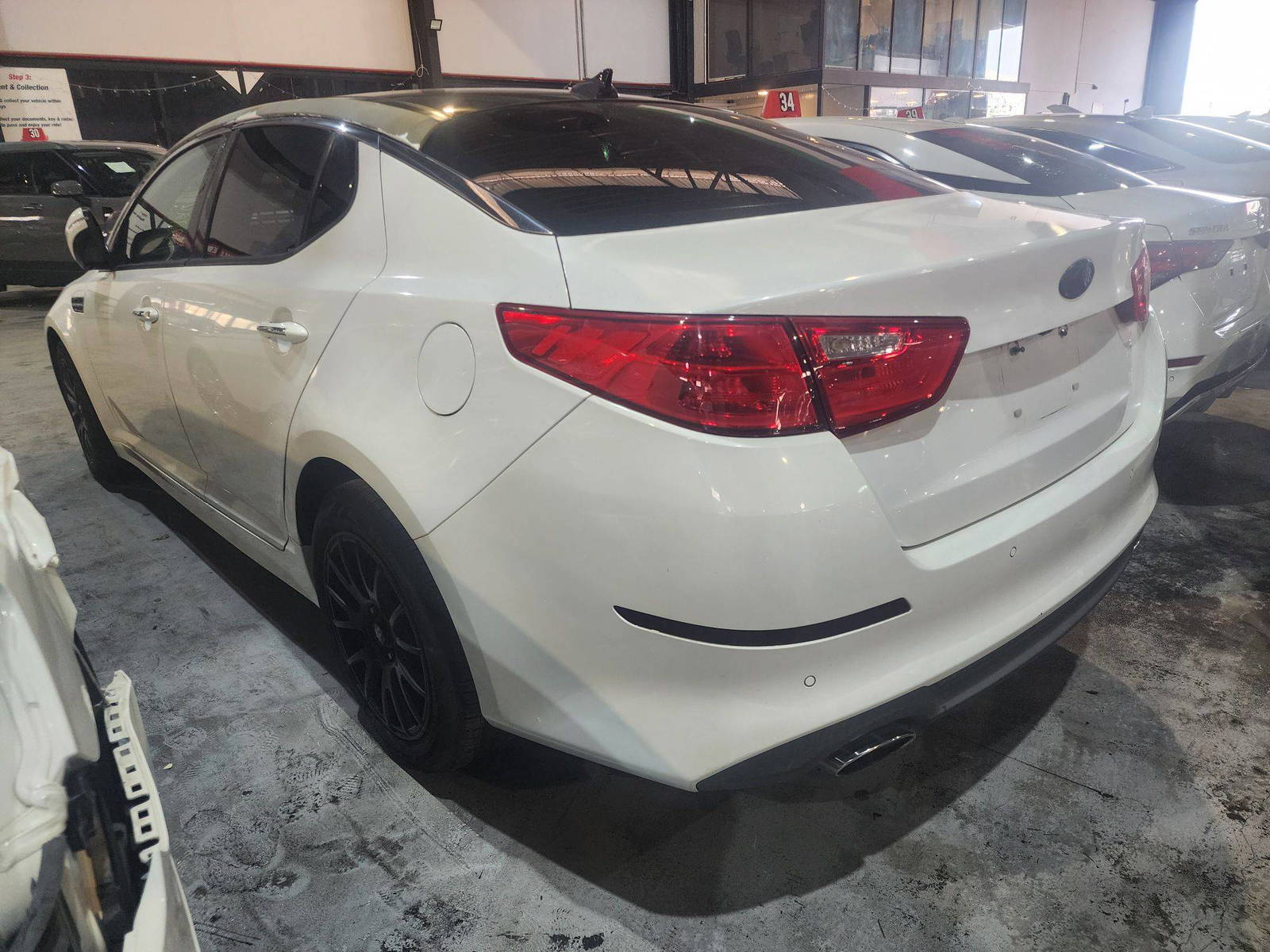 2014 KIA OPTIMA — 129750 Miles — Lot 42216072 — Al Quoz - Marhaba Auctions Used Cars - Image 6