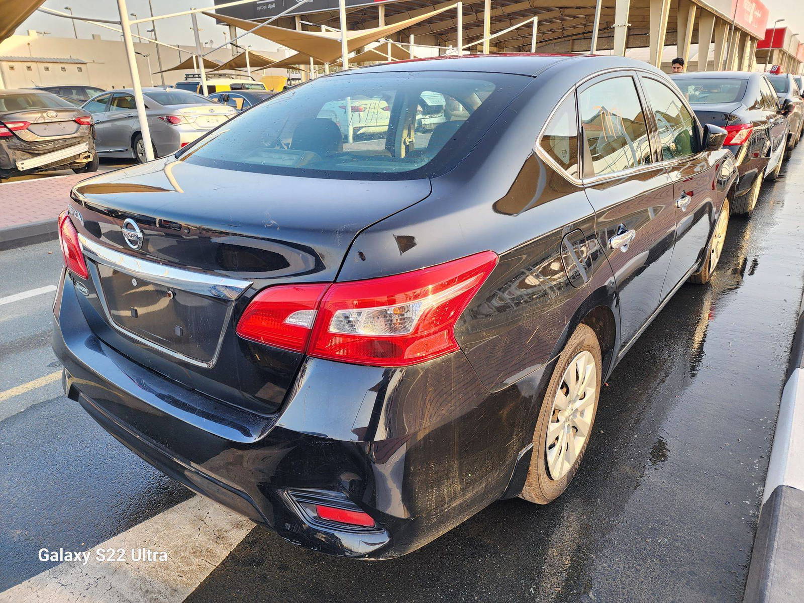 2017 NISSAN SENTRA — 121999 Miles — Lot Y398443 - Marhaba Auctions Used Cars - Image 4