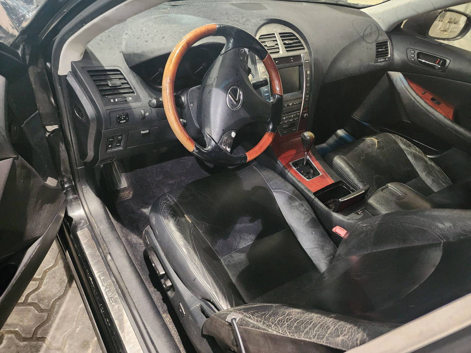 2009 LEXUS ES 350 — 187026 Miles — Lot 69727403 - Marhaba Auctions Used Cars - Image 10