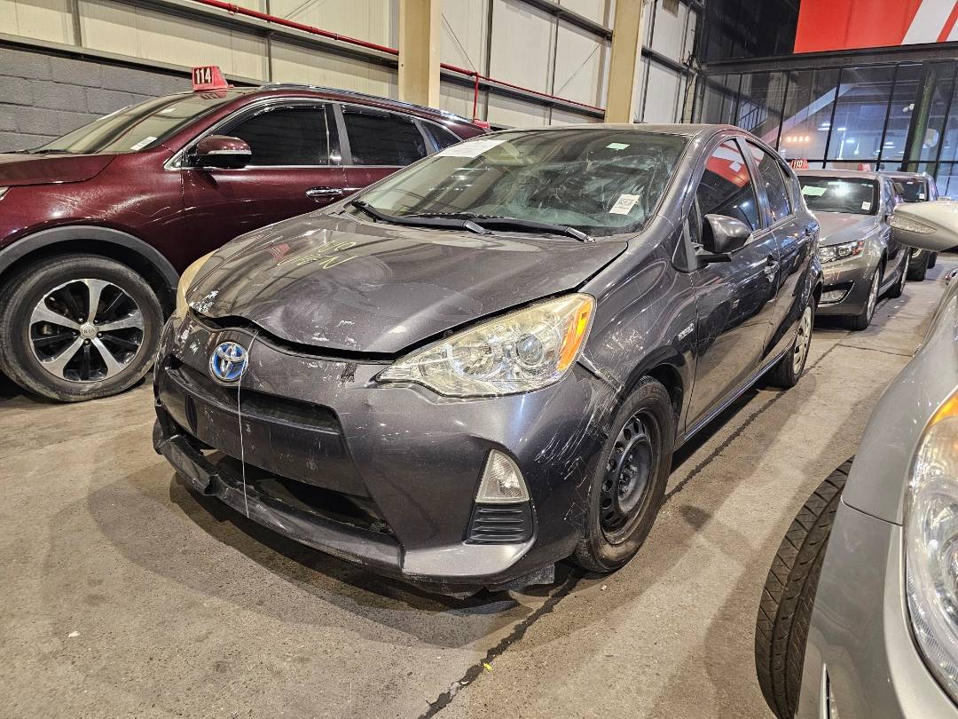 2012 TOYOTA PRIUS C — 178330 Miles — Lot 1527114 — Ind. 12 - Marhaba Auctions Used Cars - Image 6