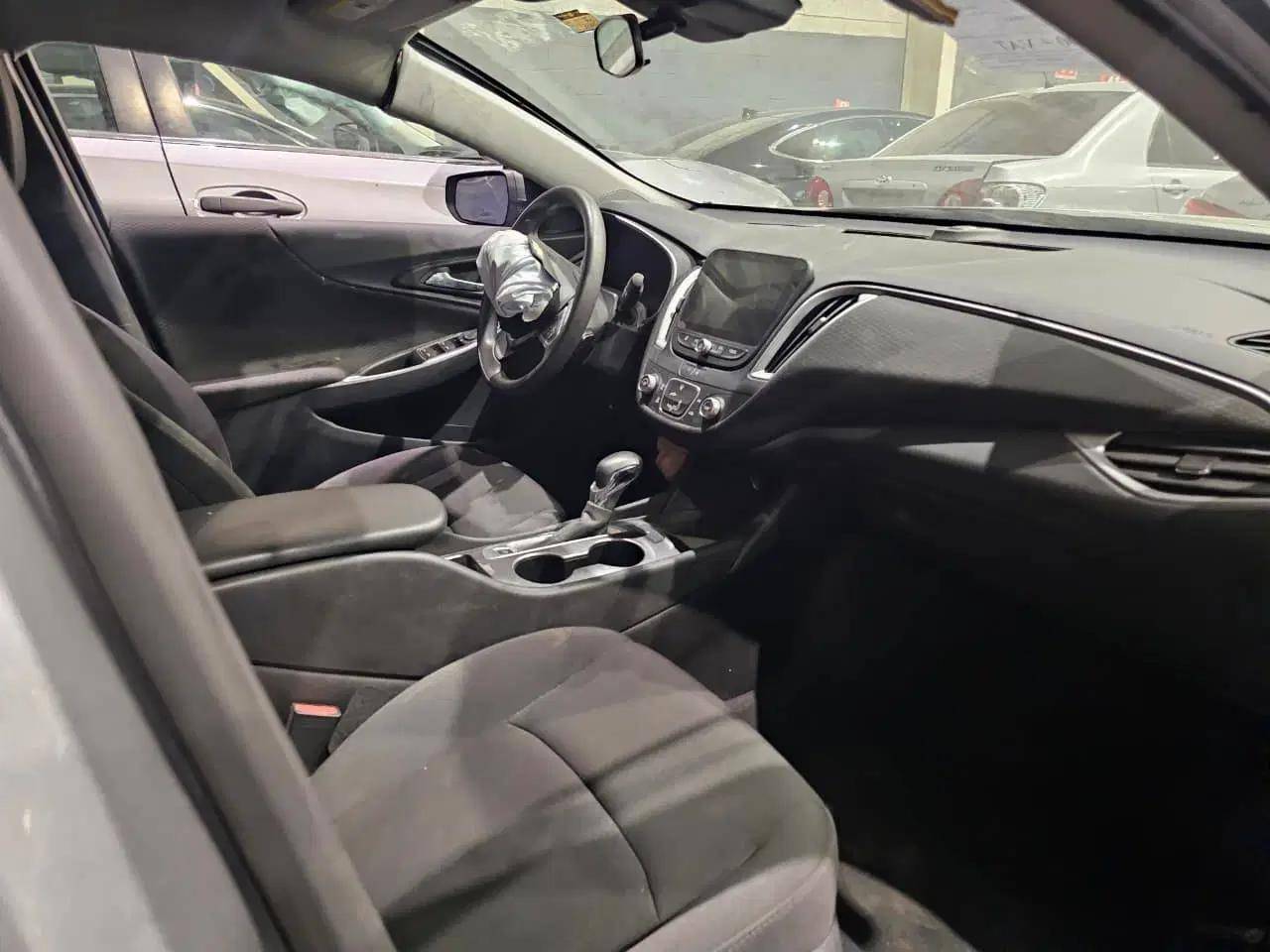 2023 CHEVROLET MALIBU — 25291 Miles — Lot T5PF158885 — Souq - Marhaba Auctions Used Cars - Image 9