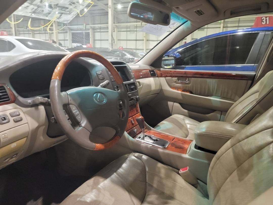 2003 LEXUS LS 430 — 304422 Miles — Lot 95259 — Main - Marhaba Auctions Used Cars - Image 6