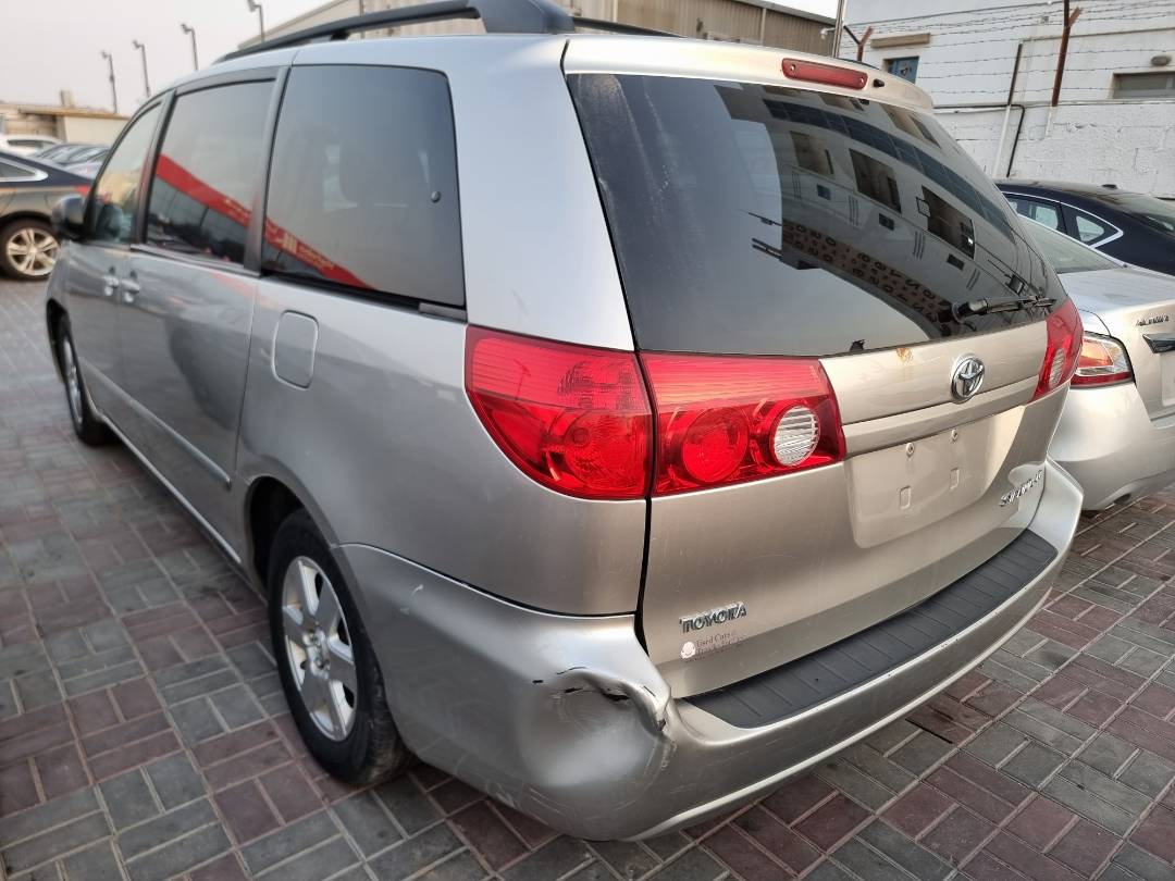 2007 TOYOTA SIENNA — 228399 Miles — Lot 45280834 — Ind. 12 - Marhaba Auctions Used Cars - Image 4