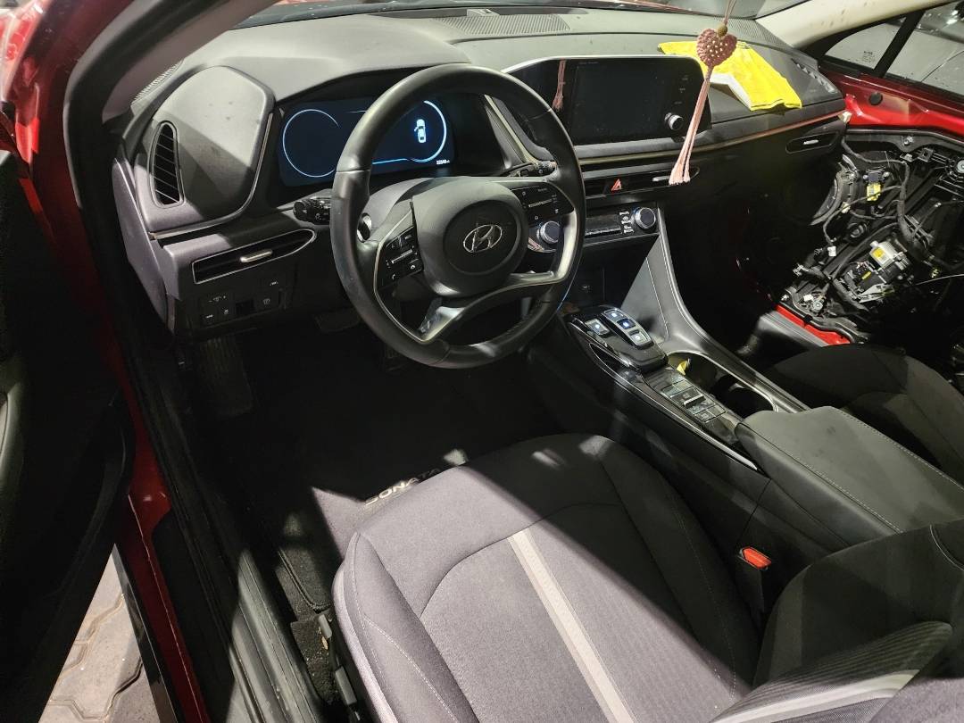 2021 HYUNDAI SONATA — 22345 Miles — Lot 37898645 - Marhaba Auctions Used Cars - Image 4