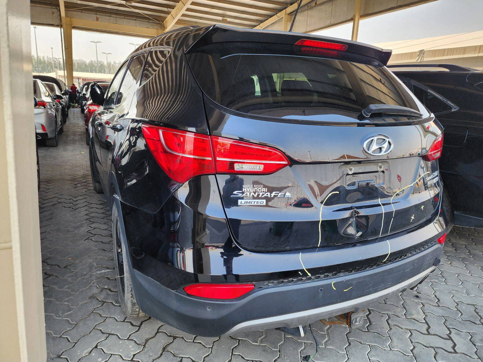 2016 HYUNDAI SANTA FE — 140611 KM — Lot 64584 — Souq - Marhaba Auctions Used Cars - Image 3
