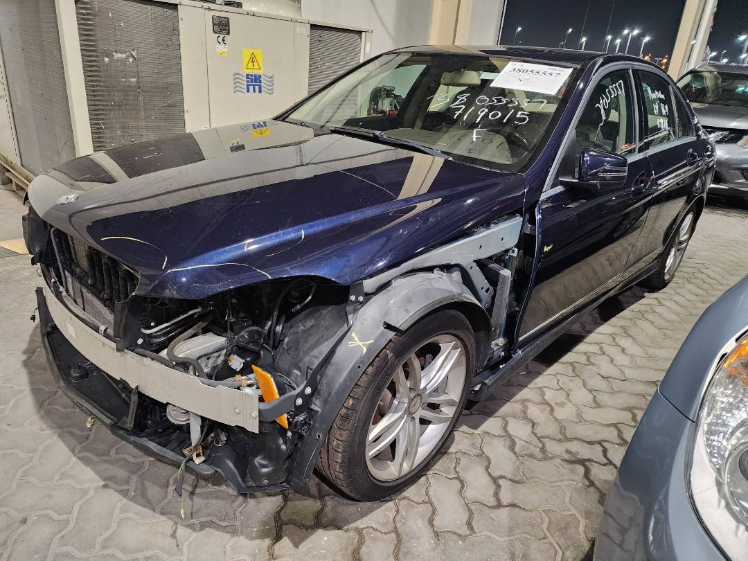 2012 MERCEDES BENZ C300 — 164720 Miles — Lot 38055557 - Marhaba Auctions Used Cars - Image 5