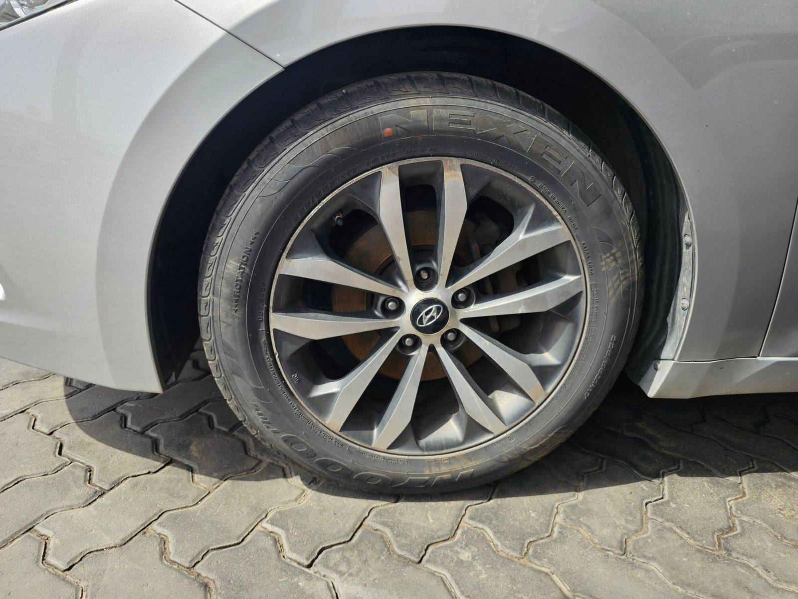 2012 HYUNDAI GRANDEUR — 139623 KM — Lot 129192 — Souq - Marhaba Auctions Used Cars - Image 10