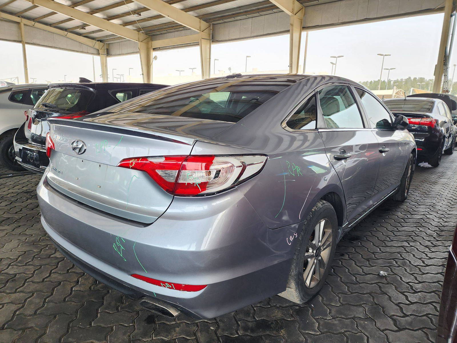 2016 HYUNDAI SONATA — 189047 Miles — Lot 48289044 — Souq - Marhaba Auctions Used Cars - Image 3