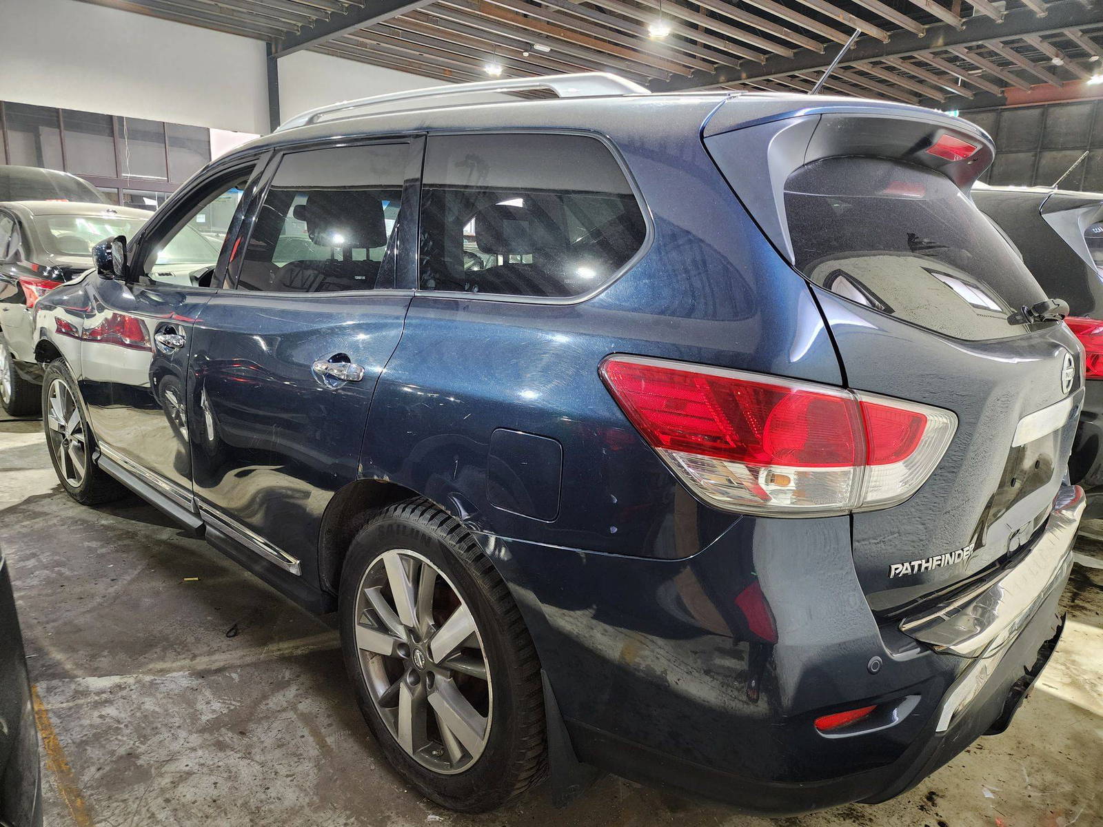 NISSAN PATHFINDER 2013 - Marhaba Auction Used Cars - Image 3