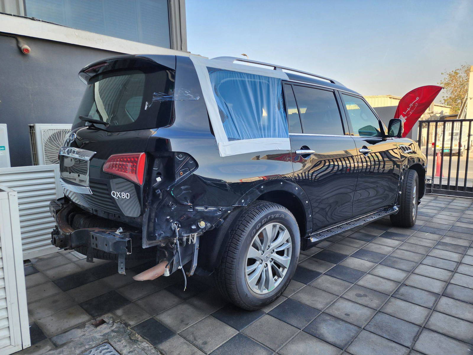 INFINITI QX80 2017 - Marhaba Auction Used Cars - Image 5