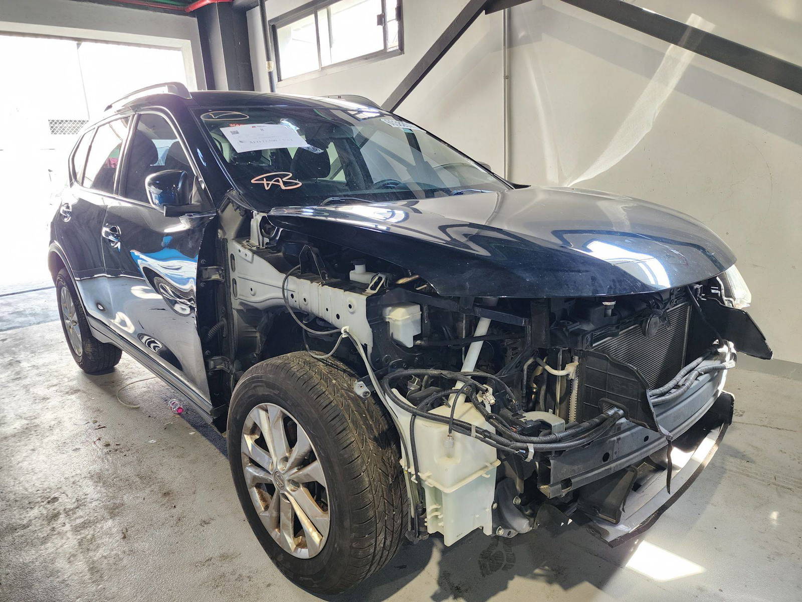 2015 NISSAN ROGUE — 152032 Miles — Lot 53830 — Al Quoz - Marhaba Auctions Used Cars - Image 5