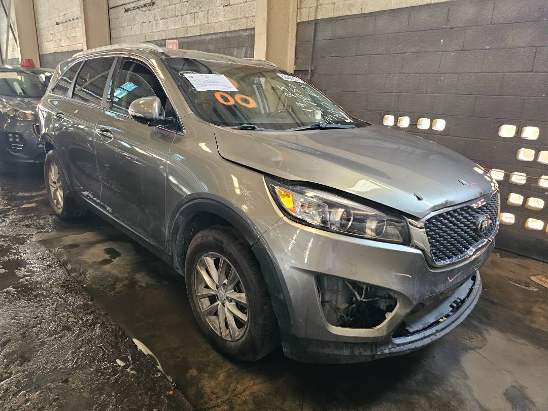 2018 KIA SORENTO — 134803 Miles — Lot 58400755 — Souq - Marhaba Auctions Used Cars - Image 5