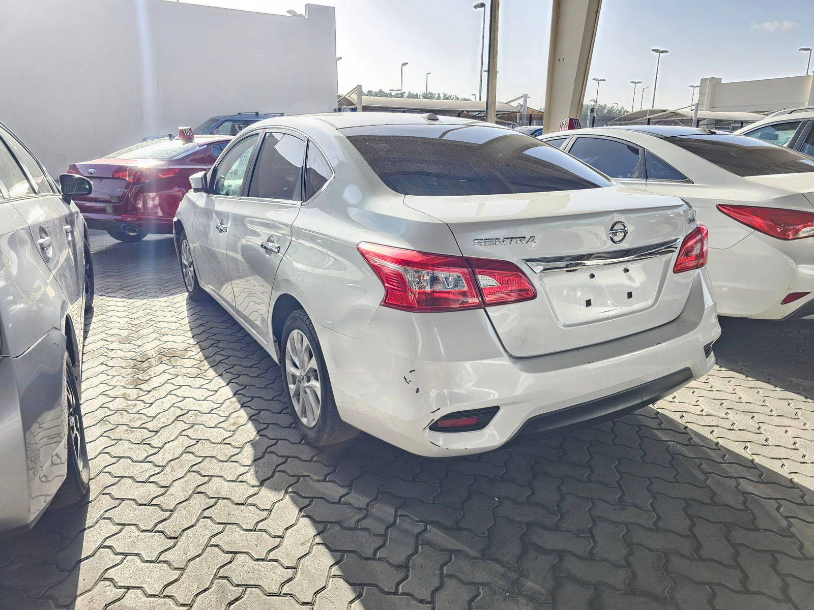 2018 NISSAN SENTRA — 204929 KM — Lot JY311062 — Souq - Marhaba Auctions Used Cars - Image 4