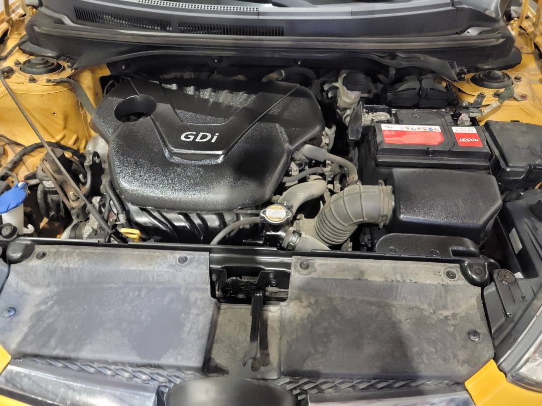 2011 HYUNDAI VELOSTER — 137088 KM — Lot U023203 — Main - Marhaba Auctions Used Cars - Image 10