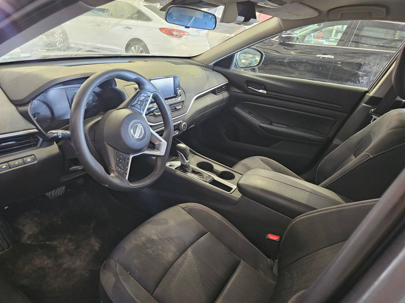 NISSAN ALTIMA 2021 - Marhaba Auction Used Cars - Image 8