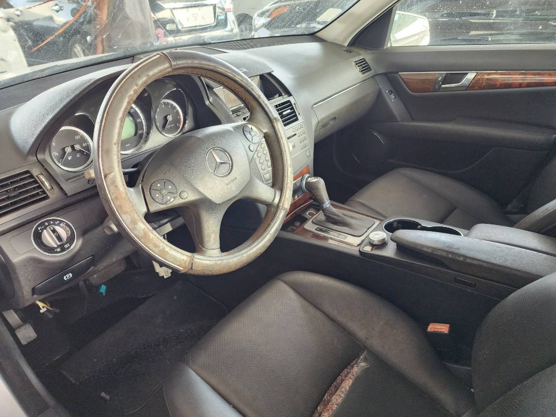 2010 MERCEDES BENZ C300 — 181780 Miles — Lot 38343368 - Marhaba Auctions Used Cars - Image 9