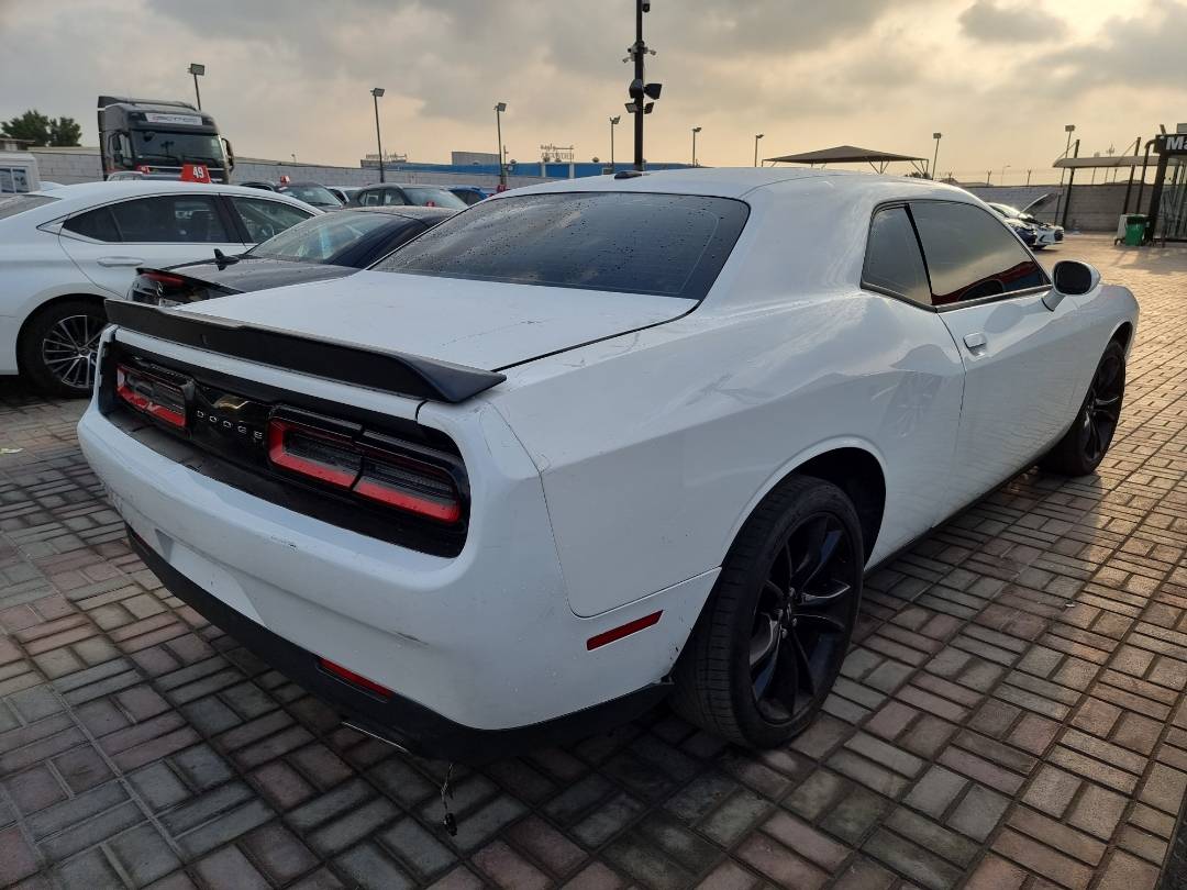 2018 DODGE CHALLENGER — 233170 Miles — Lot 40268663 — Souq - Marhaba Auctions Used Cars - Image 4