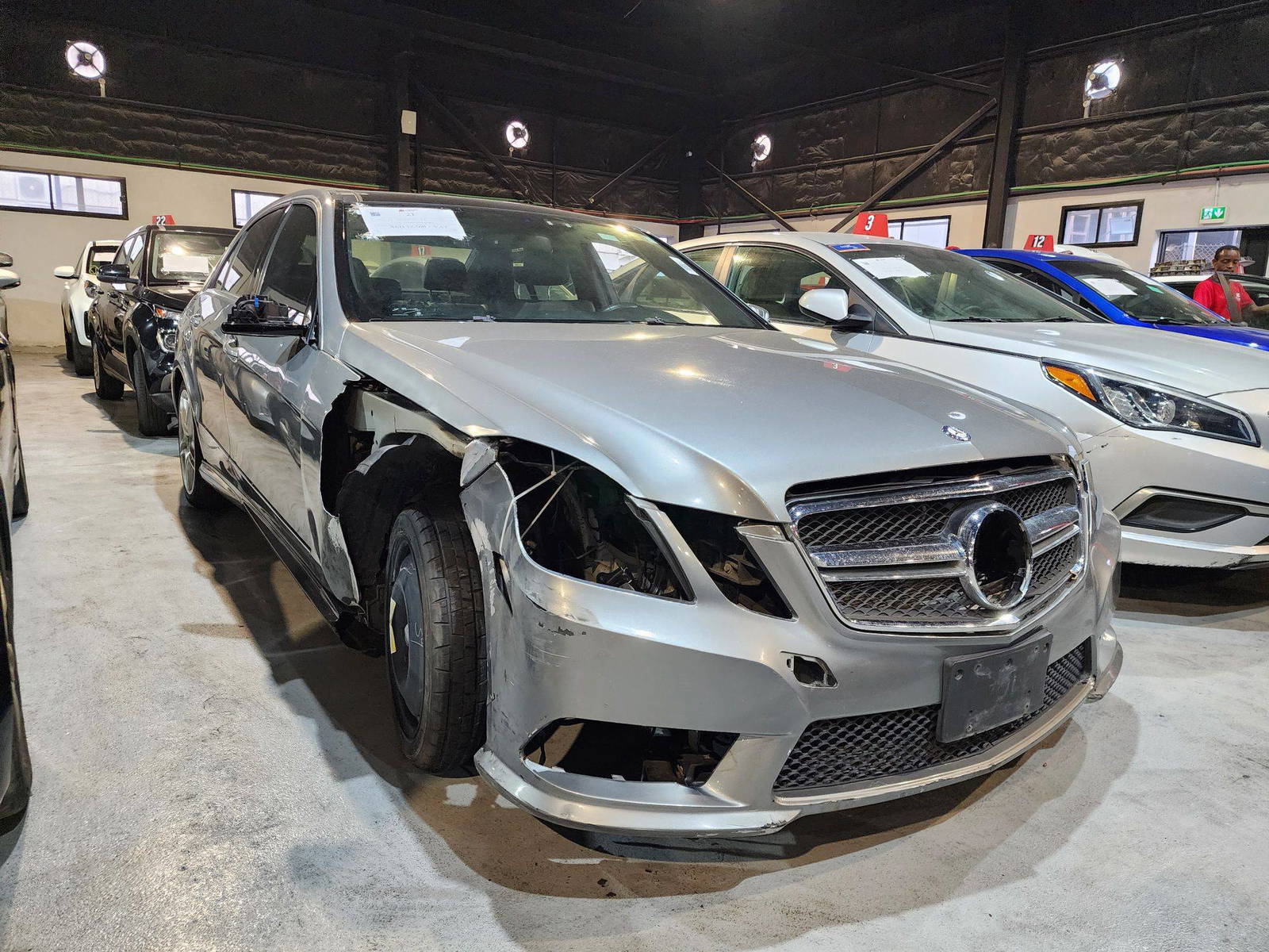2013 MERCEDES BENZ E 350 — 156958 Miles — Lot DA710997 — Main - Marhaba Auctions Used Cars - Image 4