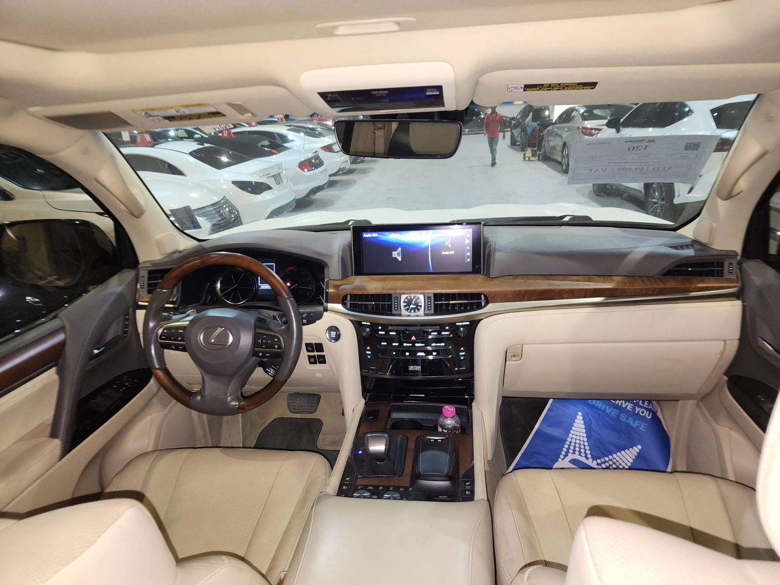 2019 LEXUS LX 570 — 23437 Miles — Lot 84558 — Al Quoz - Marhaba Auctions Used Cars - Image 11
