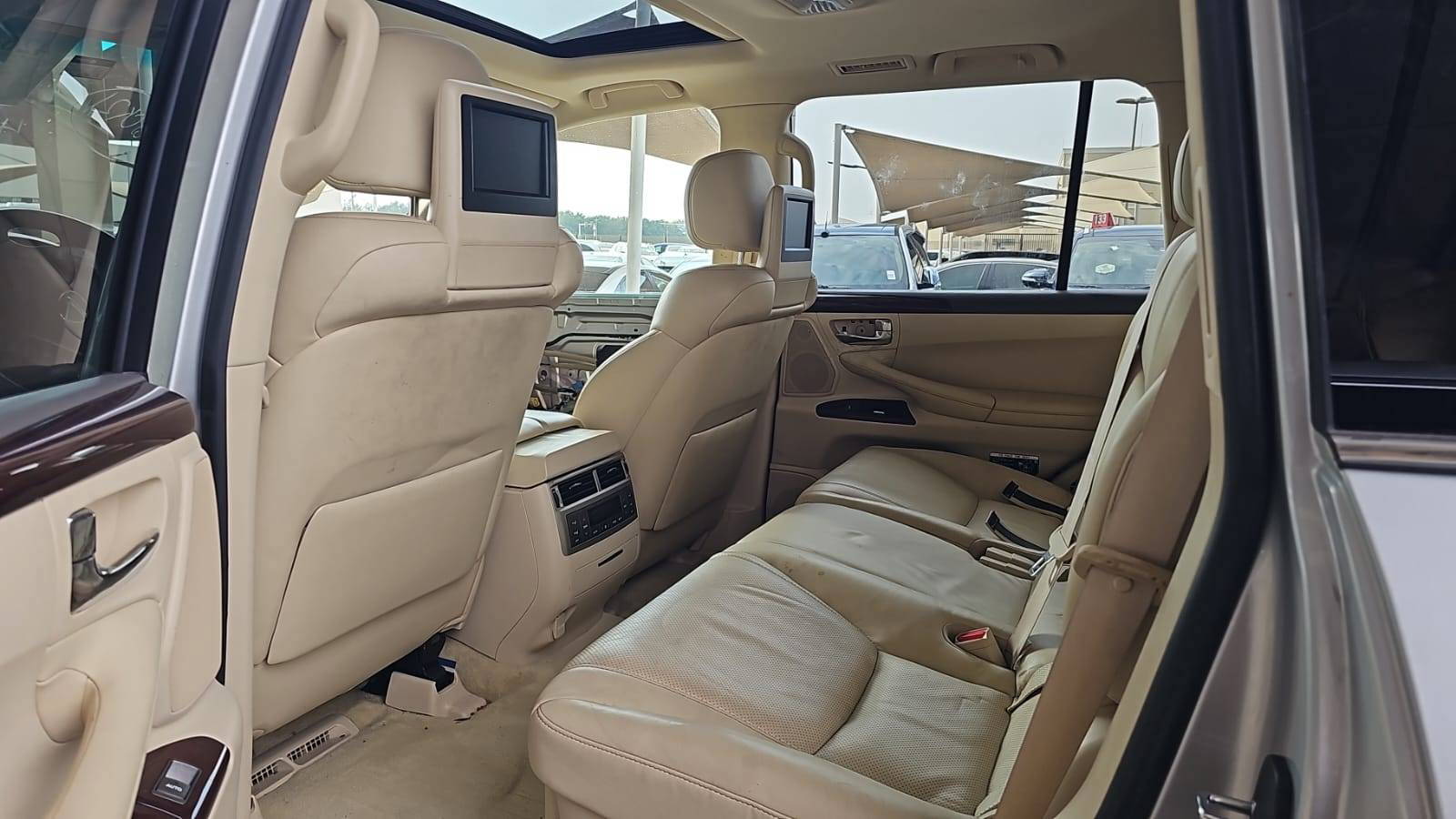 LEXUS LX 570 2015 - Marhaba Auction Used Cars - Image 6