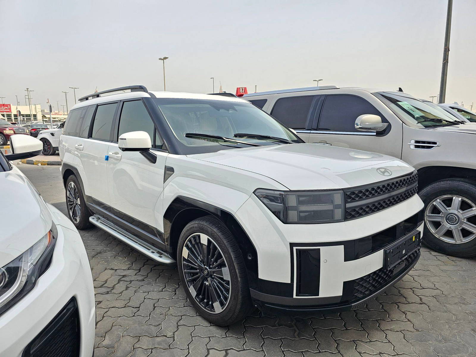2024 HYUNDAI SANTA FE — 41756 KM — Lot U005516 — Souq - Marhaba Auctions Used Cars - Image 4