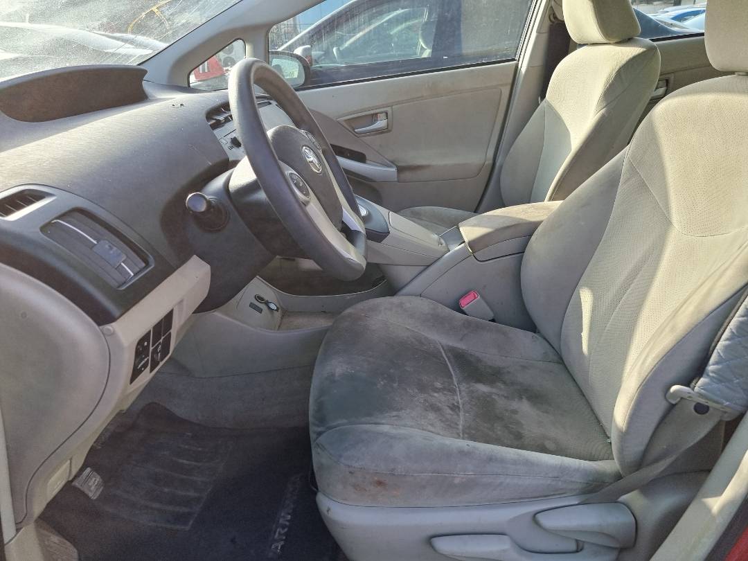 2011 TOYOTA PRIUS — 252181 Miles — Lot 215478 — Ind. 12 - Marhaba Auctions Used Cars - Image 8